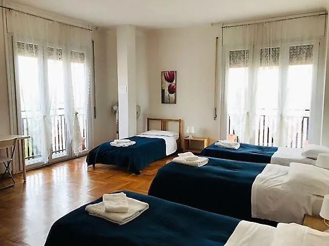 Boarding House International * Rome